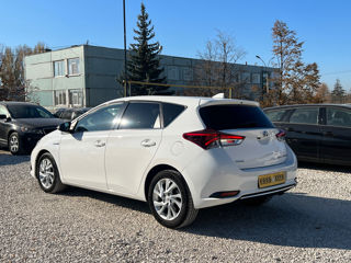 Toyota Auris foto 4