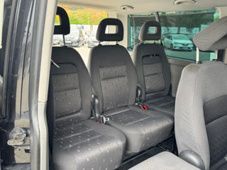 Volkswagen Caravelle foto 13