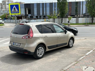 Renault Scenic foto 2