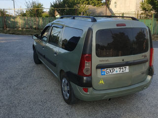 Dacia Logan foto 3