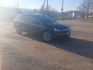 Opel Astra foto 8