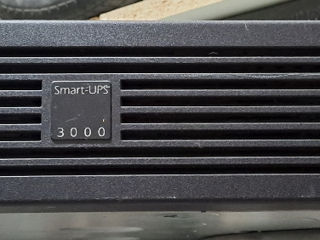 APC SMART UPS 3000