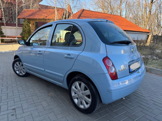 Nissan Micra foto 2