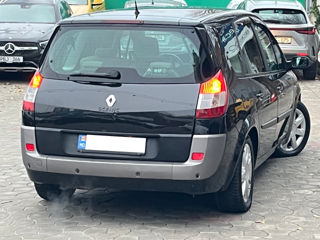 Renault Grand Scenic foto 4