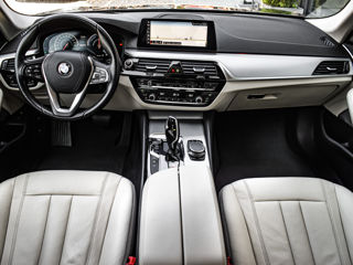 BMW 5 Series foto 6