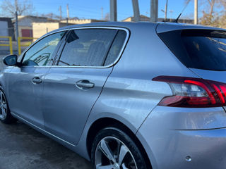 Peugeot 308 foto 8