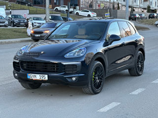 Porsche Cayenne foto 2