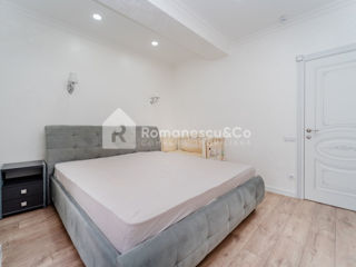 Apartament cu 2 camere, 73 m², Poșta Veche, Chișinău foto 3