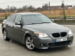 BMW 5 Series foto 3