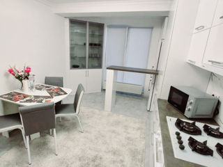 Apartament cu 2 camere, 65 m², Botanica, Chișinău foto 4