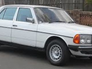 Mercedes Series (W123) foto 1