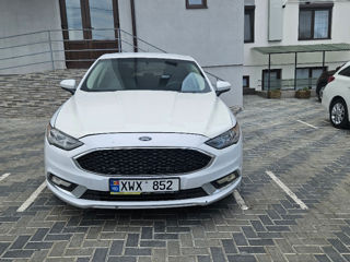 Ford Fusion foto 3