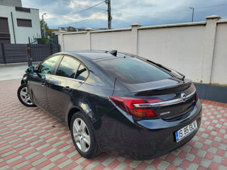 Opel Insignia foto 3