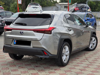 Lexus UX foto 3