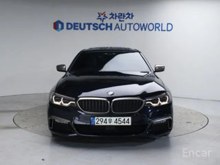 BMW 5 Series foto 3