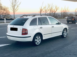 Skoda Octavia foto 4