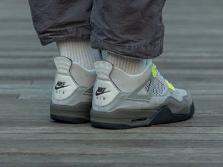 Nike Air Jordan 4 Retro SE 95 Neon foto 10