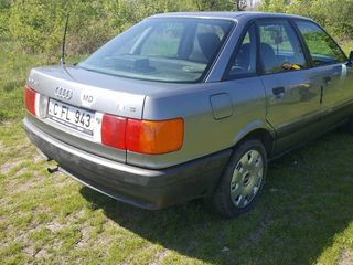 Audi 80 foto 5