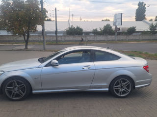 Mercedes C-Class Coupe foto 4