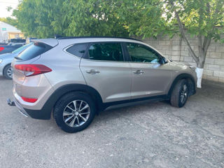 Hyundai Tucson foto 2