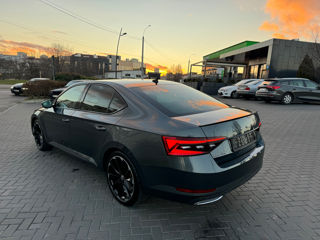 Skoda Superb foto 5