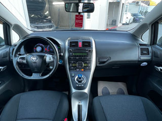 Toyota Auris foto 16