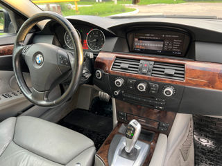 BMW 5 Series foto 7