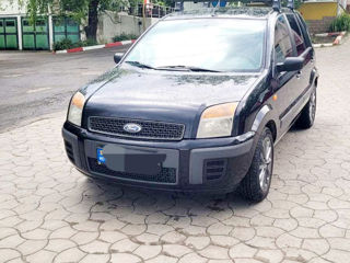 Ford Fusion foto 3