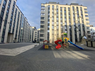 Apartament cu 4 camere, 170 m², Centru, Chișinău foto 2