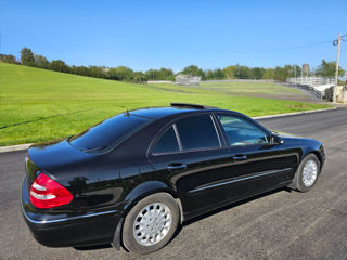 Mercedes E-Class foto 8