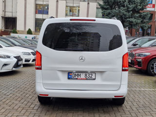 Mercedes Vito foto 2