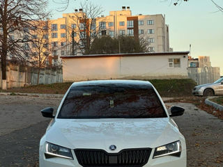 Skoda Superb foto 3