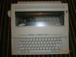Электрическая печатная машинка Samsung SQ-1030. foto 2