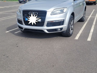 Audi Q7 foto 1