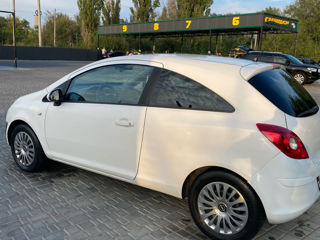 Opel Corsa foto 2