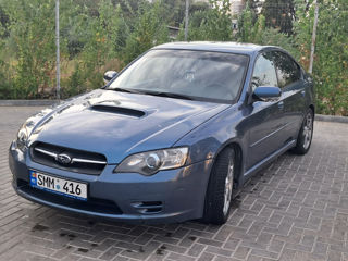 Subaru Legacy фото 2