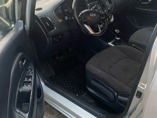 KIA Rio foto 8