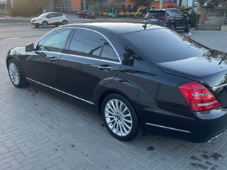 Mercedes S-Class