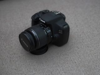 Canon 1200D Kit foto 2
