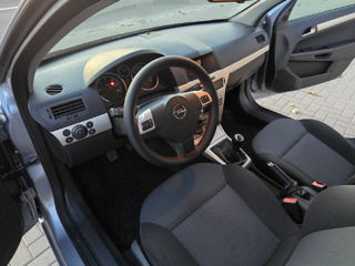 Opel Astra foto 8