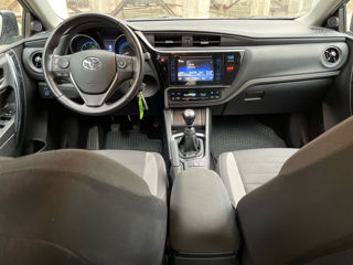 Toyota Auris foto 10