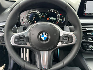 BMW 5 Series foto 12