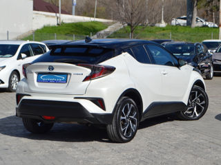 Toyota C-HR foto 3