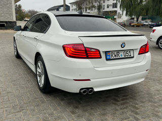 BMW 5 Series foto 3