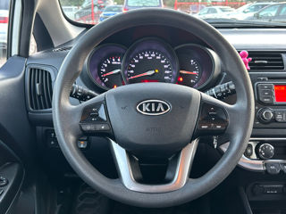 KIA Rio foto 12