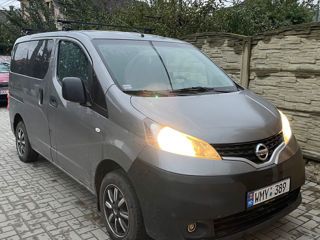 Nissan NV200