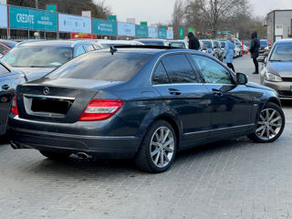 Mercedes C-Class foto 5