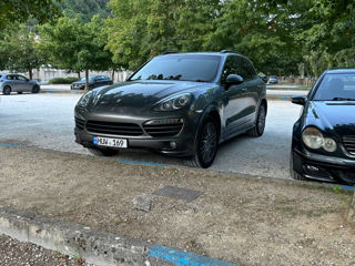 Porsche Cayenne foto 1