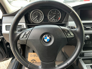 BMW 5 Series foto 11