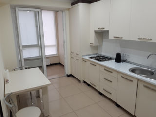 Apartament cu 1 cameră, 37 m², Buiucani, Chișinău foto 3